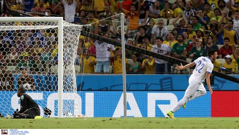 Οταν η Εθνική Ομάδα απογείωσε όλη την Ελλάδα -Καρέ καρέ η πρόκριση άθλος στους «16» [εικόνες] | iefimerida.gr 9