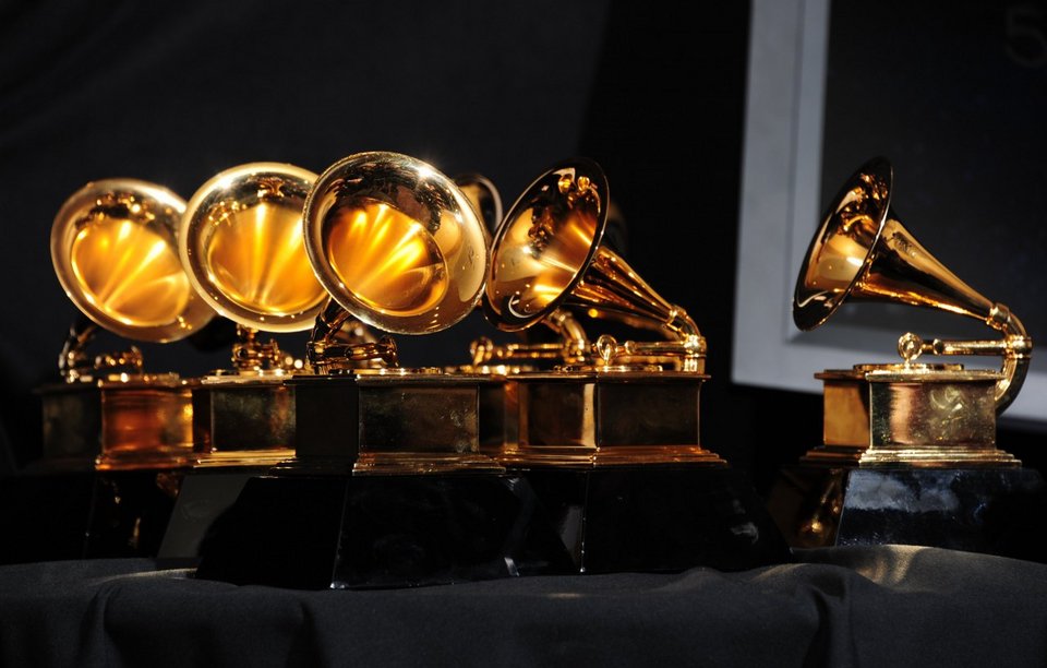 Τα «Grammys» έριξαν «πόρτα» στην Αντέλ -Χαμός στο διαδίκτυο [εικόνες]   | iefimerida.gr 0
