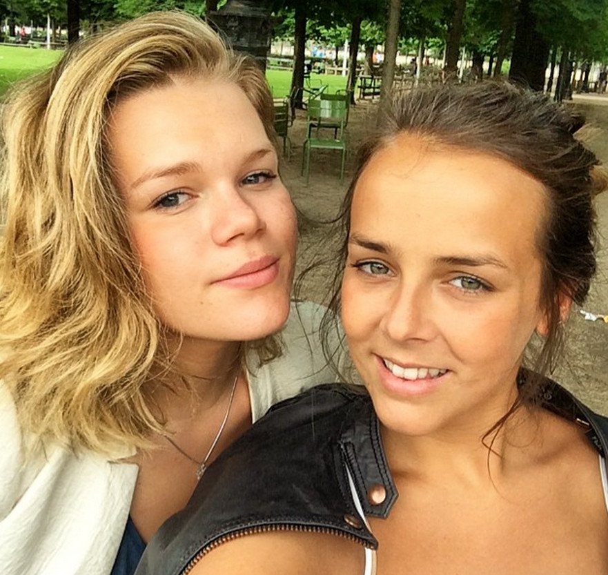 Η εγγονή της Γκρέις Κέλι άφησε το Μονακό για τη Μύκονο -Διακοπές με το αγόρι της [εικόνες] | iefimerida.gr 13