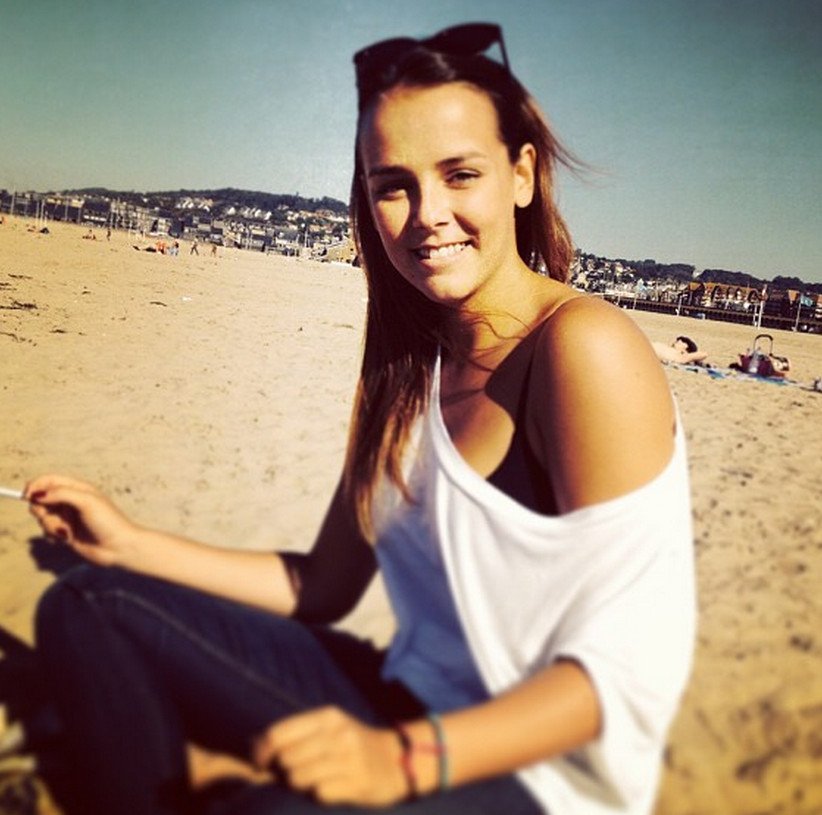 Η εγγονή της Γκρέις Κέλι άφησε το Μονακό για τη Μύκονο -Διακοπές με το αγόρι της [εικόνες] | iefimerida.gr 16