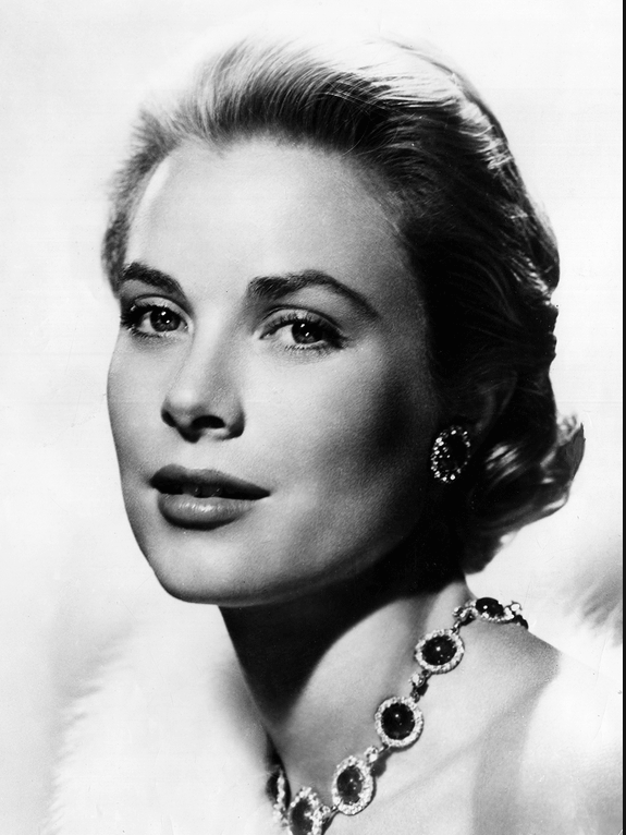 Γκρέις Κέλι, Μέριλιν Μονρόε και Ελίζαμπεθ Τέιλορ «είναι» ξανά εδώ: Οι σύγχρονες σταρ που τις θυμίζουν [εικόνες] | iefimerida.gr 0