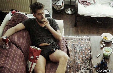  Ανεργος βρήκε δουλειά με τον πιο απίστευτο τρόπο -Πώς «πούλησε» τον εαυτό του γοητεύοντας 50 εργοδότες [εικόνες] | iefimerida.gr 0