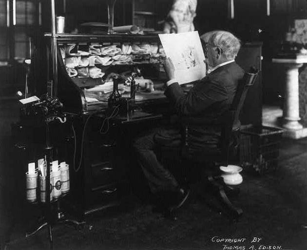 Εκεί που συνέγραφαν οι κορυφαίοι του 20ου αιώνα – Τα γραφεία των σπουδαίων ανθρώπων που άλλαξαν την ιστορία [εικόνες]  | iefimerida.gr 5