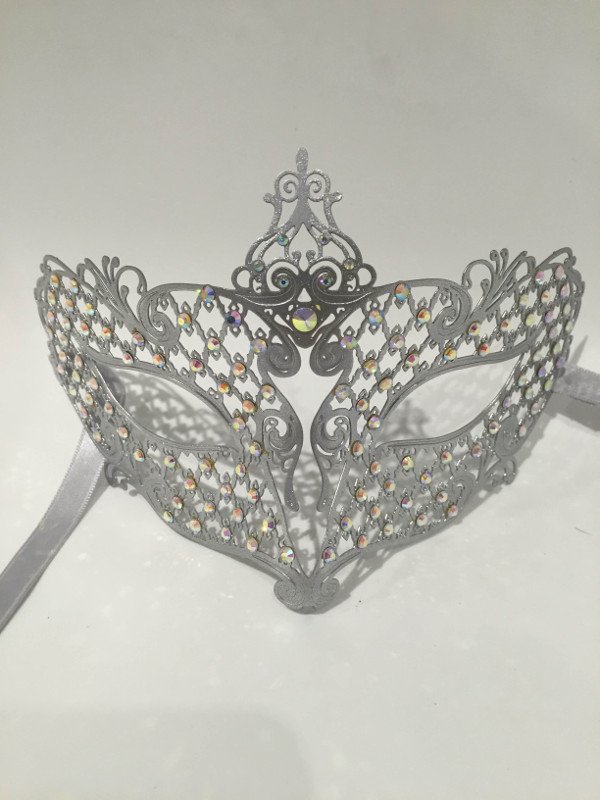 Απόκριες στη Βενετία- Με τις μάσκες του Τομ Κρουζ και της Νικόλ Κίντμαν από τα «Μάτια ερμητικά κλειστά» [εικόνες] | iefimerida.gr 2