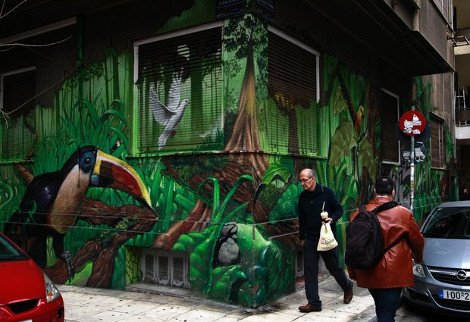 Το Associated Preess «κράζει» την Αθήνα για τα γκράφιτι: Βάνδαλοι την μετέτρεψαν σε έναν ατελείωτο καμβά [εικόνες] | iefimerida.gr 7