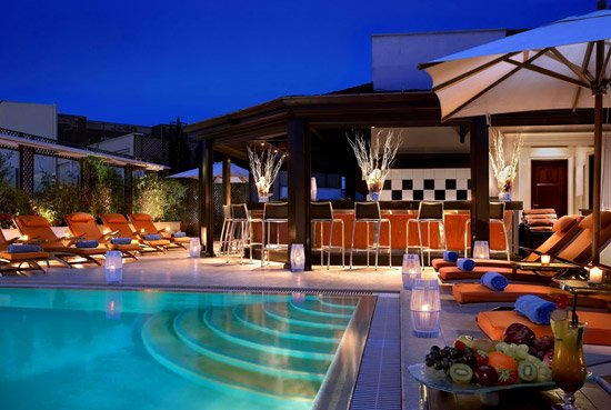 Πισίνες με θέα την... Ακρόπολη - Οι πέντε πιο κοντινές «οάσεις» στο κέντρο της Αθήνας [εικόνες] | iefimerida.gr 1