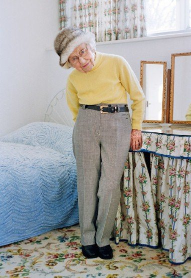 Εκκεντρικές γιαγιάδες βάζουν τα γυαλιά στον στυλιστικό μοδάτο χυλό των νεότερων [εικόνες]  | iefimerida.gr 2