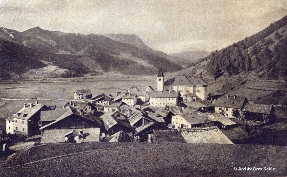 Βυθισμένη πολιτεία: Το χωριό που πνίγηκε κάτω από το νερό πριν 60 χρόνια -Μόνο το καμπαναριό έμεινε να προεξέχει [εικόνες] | iefimerida.gr 19