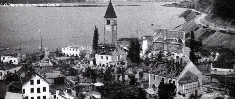 Βυθισμένη πολιτεία: Το χωριό που πνίγηκε κάτω από το νερό πριν 60 χρόνια -Μόνο το καμπαναριό έμεινε να προεξέχει [εικόνες] | iefimerida.gr 22