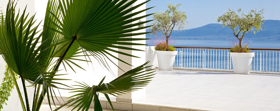 ΤripΑdvisor: Τα 8 καλύτερα ξενοδοχεία της Ελλάδας -Θέα που κόβει την ανάσα, πισίνες κρεμασμένες σε βράχους, χλιδή -Τα δωμάτια  με τις καλύτερες τιμές [εικόνες] | iefimerida.gr 42