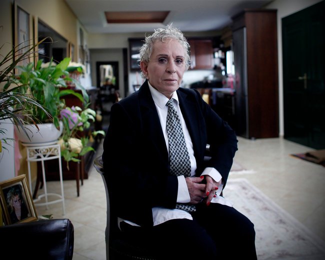 Ελληνίδα ιερόδουλη φωτογραφίζεται στους New York Times [εικόνα] | iefimerida.gr 0