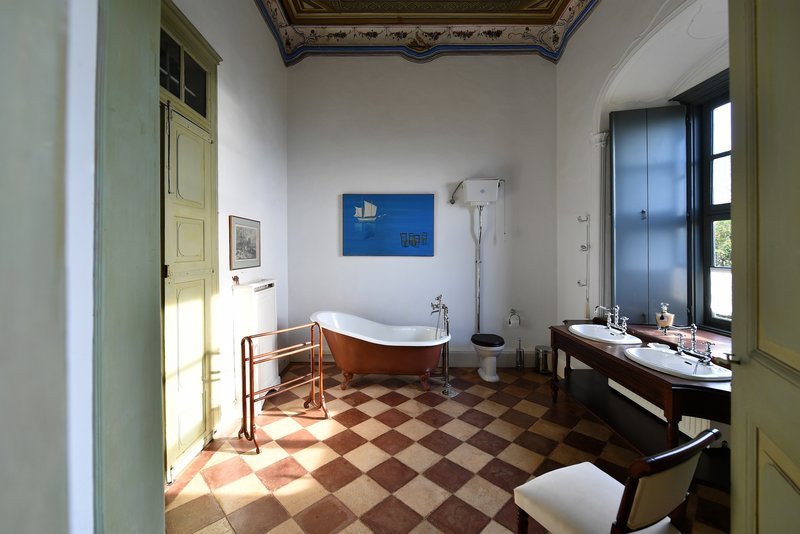 Grande Dame: Ενα από τα ωραιότερα σπίτια της Ελλάδας, η συγκλονιστική κατοικία του Μιαούλη στην Υδρα, πωλείται για 4,5 εκατ. ευρώ [εικόνες] | iefimerida.gr 17