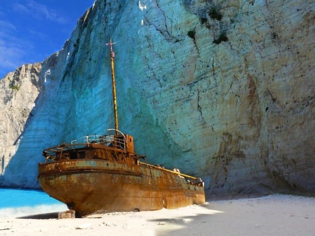 Μια υπέροχη γωνιά της Ελλάδας στους 4 ασυνήθιστους προορισμούς της Μεσογείου για γιοτ [εικόνες] | iefimerida.gr 3