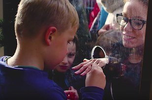 Εξάχρονος καρκινοπαθής στην Ολλανδία συγκέντρωσε 2,5 εκ. ευρώ για άρρωστα παιδιά [εικόνες] | iefimerida.gr 1