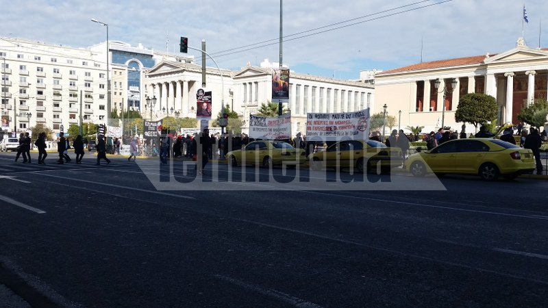 «Πόλεμος» στα Εξάρχεια: Εξελιγμένες μολότοφ και πιστόλια με εκρηκτικά -Στην επέτειο της δολοφονίας Γρηγορόπουλου [εικόνες &amp; βίντεο] | iefimerida.gr 23