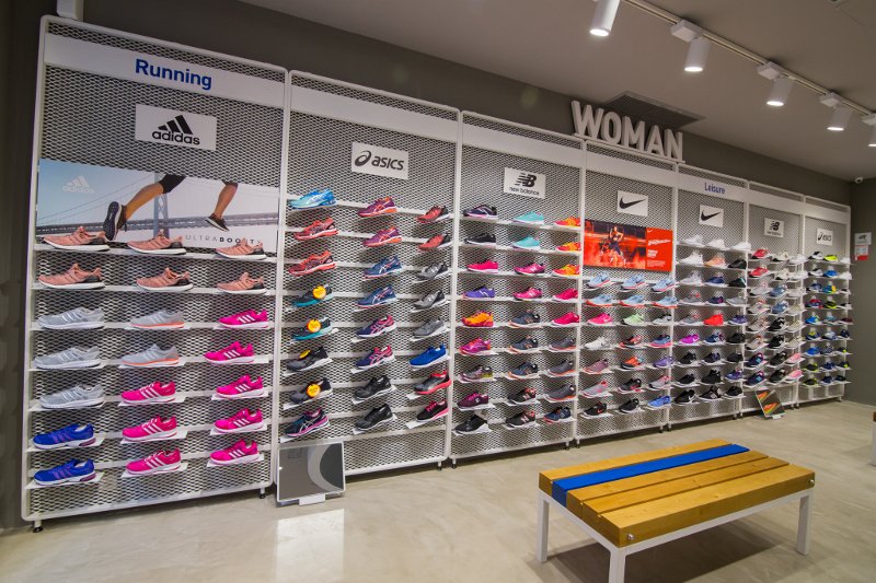 H INTERSPORT αλλάζει σελίδα - Σε καλωσορίζει στο 50-ό κατάστημά της | iefimerida.gr 4