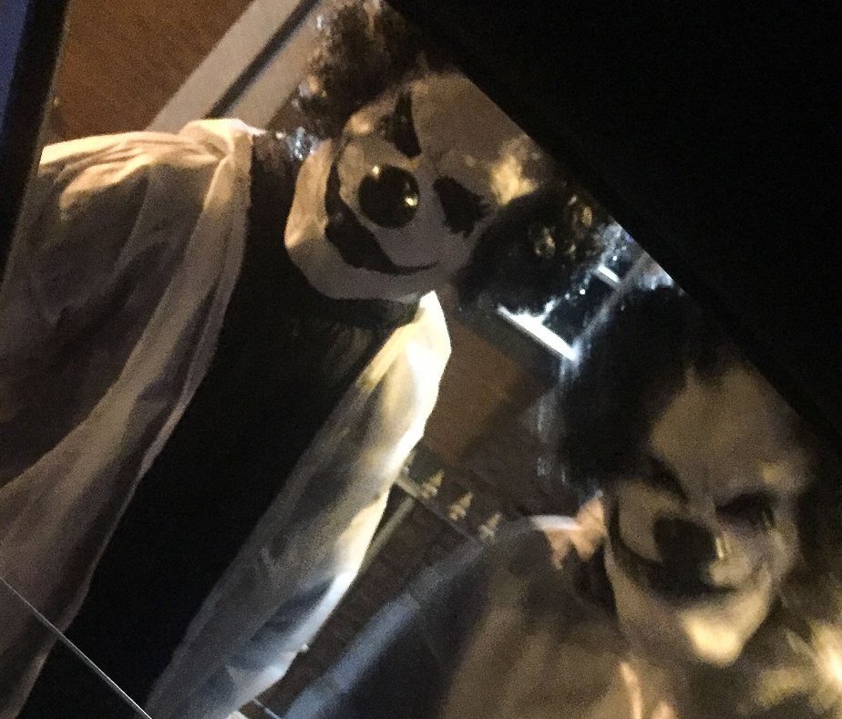 Νέα μόδα με μάσκες σκορπά τον τρόμο στους δρόμους της Αγγλίας -Γυναίκα γέννησε πρόωρα [εικόνες] | iefimerida.gr 1