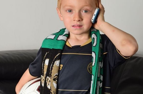 Ενας 5χρονος απολογήθηκε τηλεφωνικά στη Σέλτικ - Δεν πήγε στο γήπεδο γιατί είχε πάρτι [εικόνες] | iefimerida.gr 0