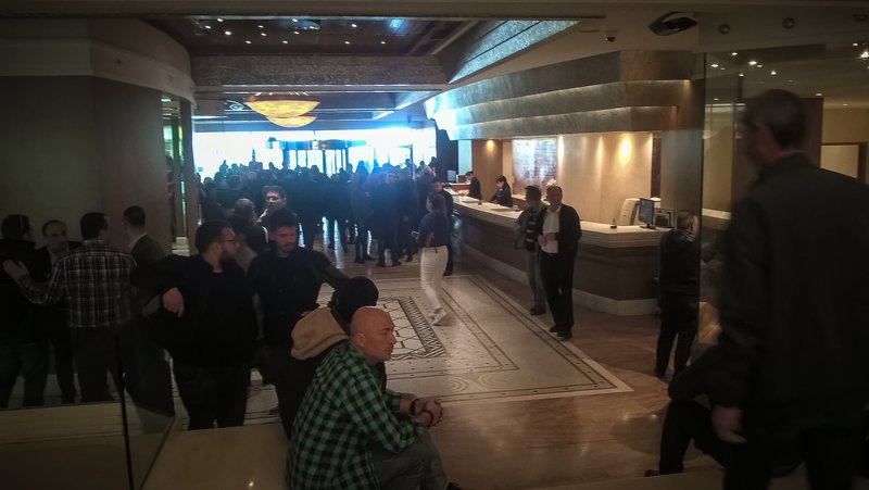 Ρόδος: Δεν ξεκινάει το συνέδριο της ΓΣΕΕ -Υπό κατάληψη το ξενοδοχείο [εικόνες] | iefimerida.gr 1