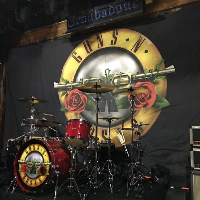 Οι Guns N' Roses αιφνιδιάζουν -Συναυλία έκπληξη απόψε, στο Λος Αντζελες [εικόνες] | iefimerida.gr 0