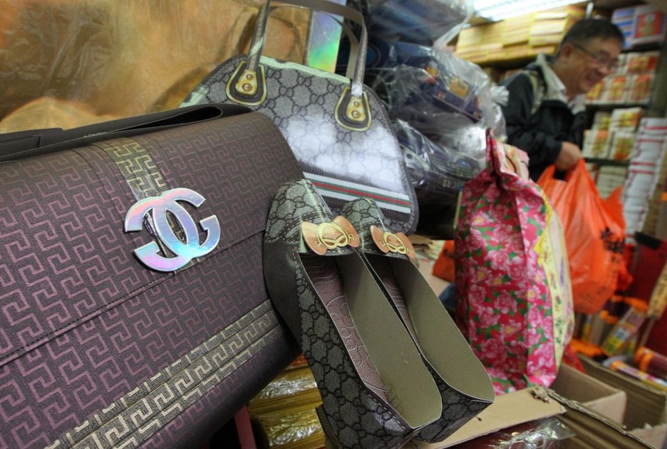 Το έθιμο των Κινέζων που εξοργίζει την GUCCI [εικόνες] | iefimerida.gr 2