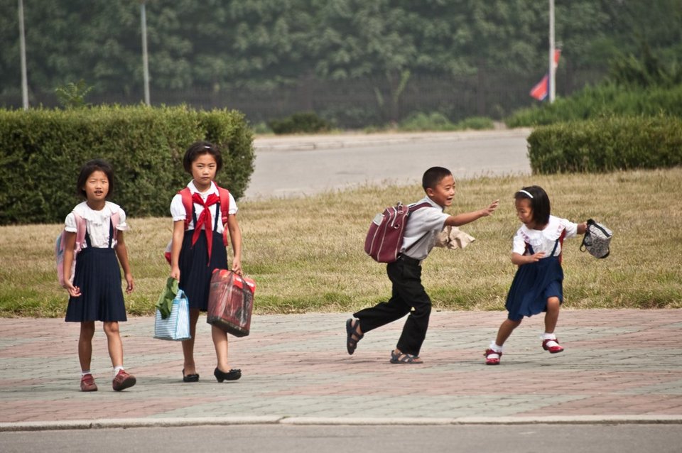 Business Insider: Οσα ο Κιμ Γιονγκ Ουν θέλει να κρύψει -Φωτογραφίες από τα ενδότερα της Β. Κορέας [εικόνες]  | iefimerida.gr 11