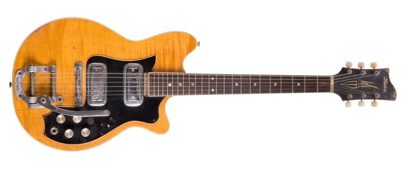 Η περίφημη Maton Mastersound MS-500 του Τζορτζ Χάρισον (Φωτογραφία: Guitar Auctions.co.uk)
