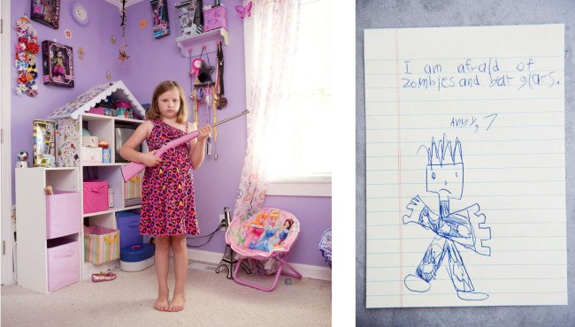 Μια ενοχλητική έκθεση -Παιδιά ποζάρουν περήφανα κρατώντας πολύχρωμα τουφέκια και περιγράφουν τους φόβους τους [εικόνες] | iefimerida.gr 3