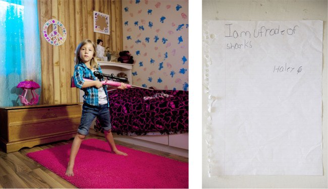 Μια ενοχλητική έκθεση -Παιδιά ποζάρουν περήφανα κρατώντας πολύχρωμα τουφέκια και περιγράφουν τους φόβους τους [εικόνες] | iefimerida.gr 4