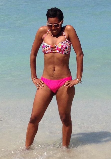 Χαμός στο Ιντερνετ -Γυναίκες ποστάρουν φωτογραφίες τους με μπικίνι για να δείξουν τις ραγάδες τους [εικόνες] | iefimerida.gr 3