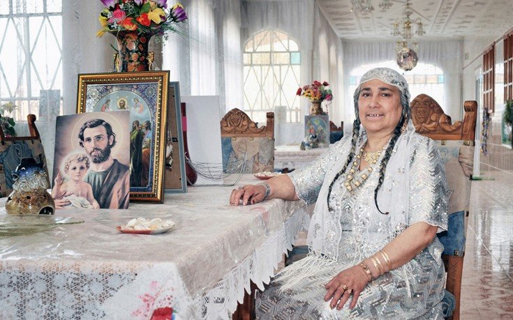 Οι εύποροι Ρομά της Ρουμανίας -Εκεί που οι γυναίκες κρατούν τα ηνία [εικόνες]  | iefimerida.gr 3