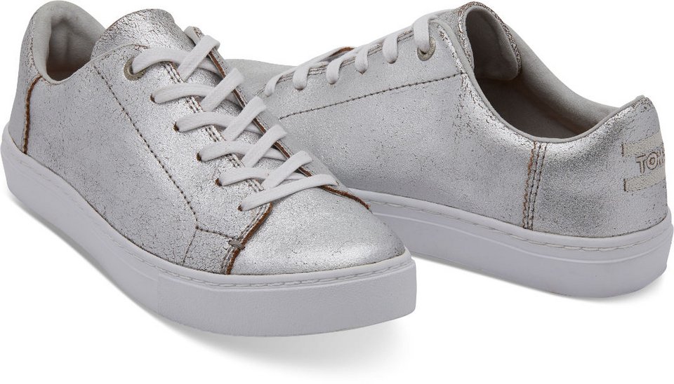 Γούνινα, μάλλινα, δερμάτινα -Τα TOMS «φόρεσαν» τα χειμωνιάτικά τους [εικόνες] | iefimerida.gr 3