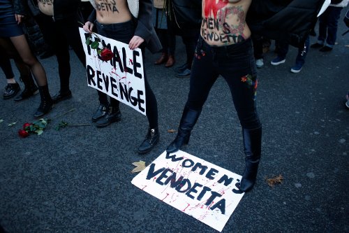 Mεγαλειώδης συγκέντρωση στο Παρίσι -Για την εξάλειψη της βίας κατά των γυναικών [εικόνες] | iefimerida.gr 4