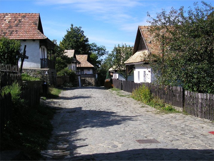 Ουγγαρία: Δήμαρχος έβαλε αγγελία και νοικιάζει το χωριό του για 700 ευρώ την ημέρα [εικόνες]  | iefimerida.gr 0