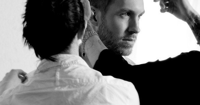 Το ασχημόπαπο που έγινε εκατομμυριούχος DJ και μοντέλο του Αρμάνι [εικόνες] | iefimerida.gr 0