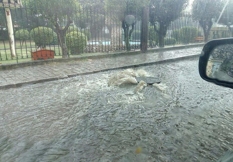 Δυνατό χαλάζι έντυσε στα λευκά την Ξάνθη [εικόνες & βίντεο] | iefimerida.gr 3