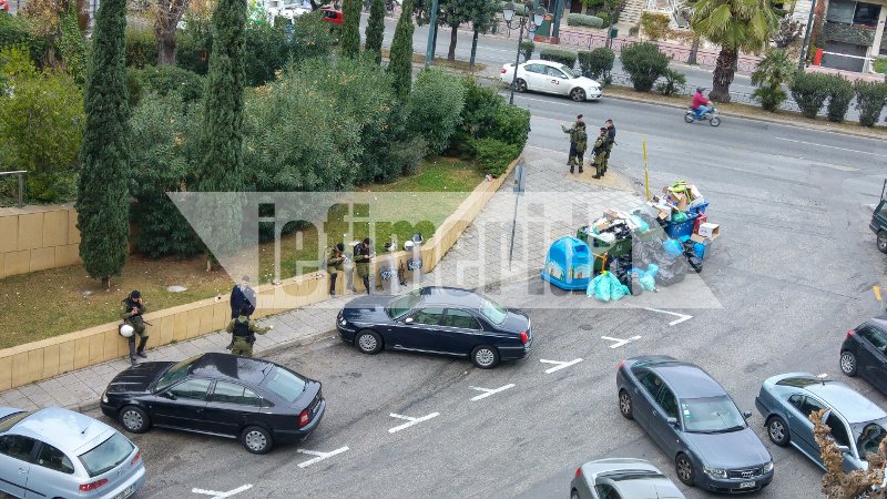Φρούριο η Αθήνα -Αστυνομικοί και κλούβες παντού, απαγορευμένη ζώνη το Χίλτον [εικόνες] | iefimerida.gr 4
