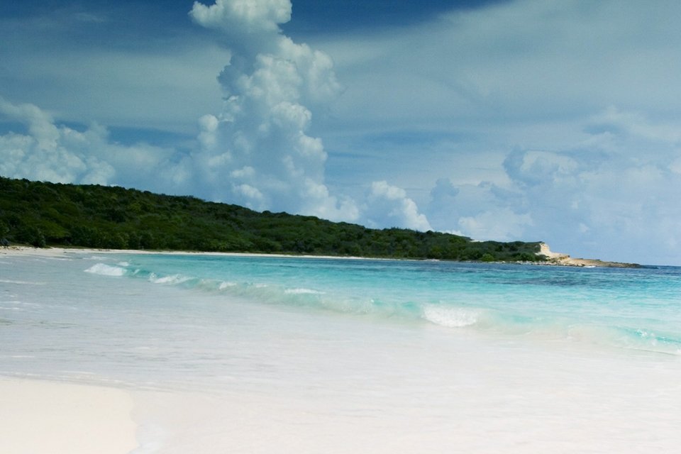 Οι πιο μοδάτες παραλίες του κόσμου – Μέσα και μία ελληνική [εικόνες] | iefimerida.gr 11