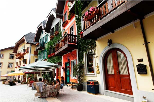 Διάσημο αυστριακό χωριό «μετακόμισε» στην Κίνα! [εικόνες] | iefimerida.gr 2