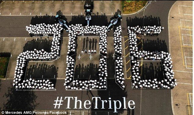 Formula 1: Γιορτή στην Mercedes για την κατάκτηση του τίτλου [εικόνες] | iefimerida.gr 2