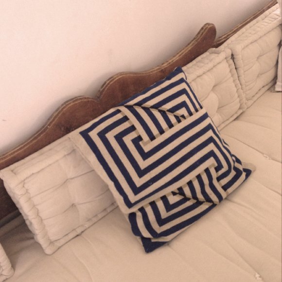 H αμερικανική Vogue έχει ερωτευθεί κεραυνοβόλα τη χώρα μας και γράφει «Μια είναι η λέξη: Ελλάδα» [εικόνες] | iefimerida.gr 2