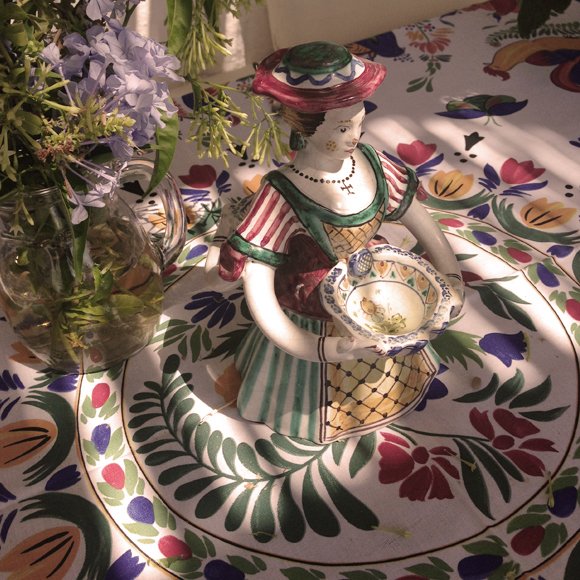 H αμερικανική Vogue έχει ερωτευθεί κεραυνοβόλα τη χώρα μας και γράφει «Μια είναι η λέξη: Ελλάδα» [εικόνες] | iefimerida.gr 3