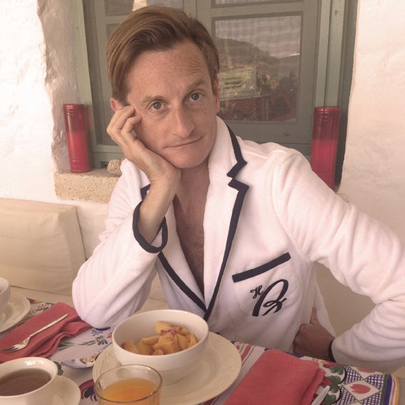 H αμερικανική Vogue έχει ερωτευθεί κεραυνοβόλα τη χώρα μας και γράφει «Μια είναι η λέξη: Ελλάδα» [εικόνες] | iefimerida.gr 1