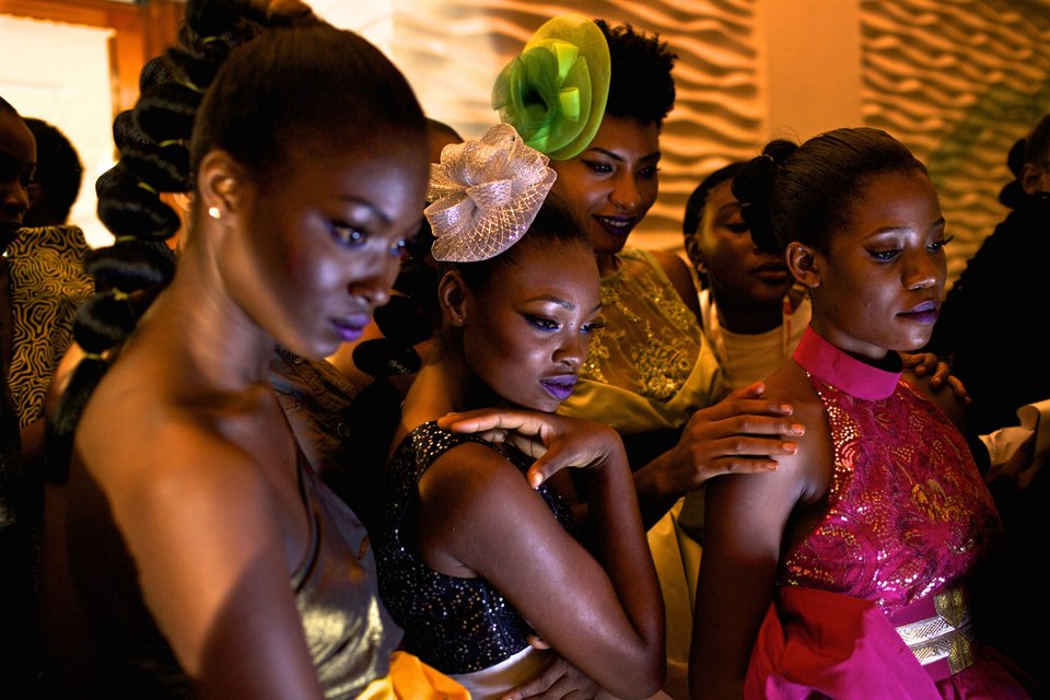 Η Εβδομάδα Μόδας της Νιγηρίας [εικόνες] | iefimerida.gr 3