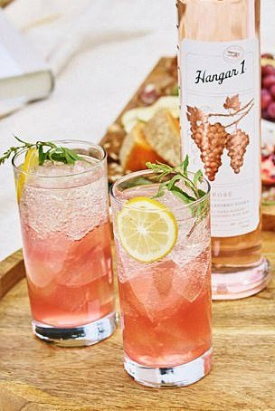 Η ροζέ βότκα είναι γεγονός –Φρουτώδης και απολαυστική [εικόνες] | iefimerida.gr 0