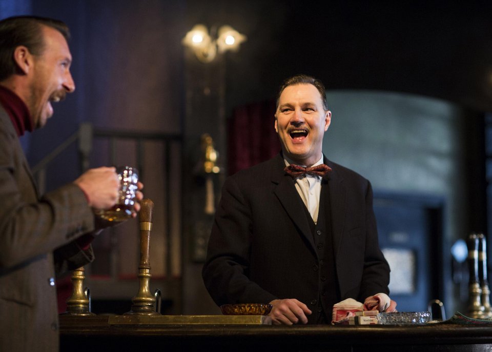 Δήμιοι-Ο δημιουργός του Πουπουλένιου, Μάρτιν Μακ Ντόνα, με νέο έργο, στο Μέγαρο Μουσικής [εικόνες] | iefimerida.gr 2