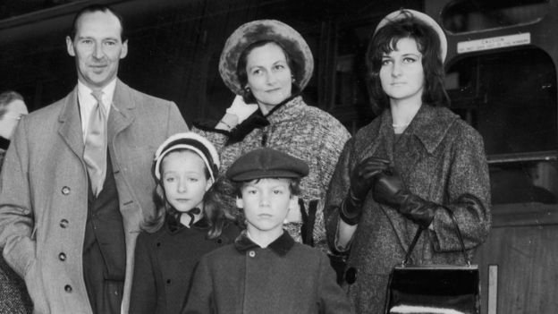 Η Τζάκι Κένεντι έριξε κατάρα και στην οικογένεια Harlech- H άγνωστη ιστορία [εικόνες] | iefimerida.gr 0