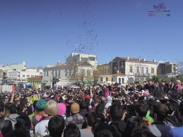 Χιλιάδες Αθηναίοι χόρεψαν στο ρυθμό του Harlem Shake [εικόνες&βίντεο] | iefimerida.gr 1