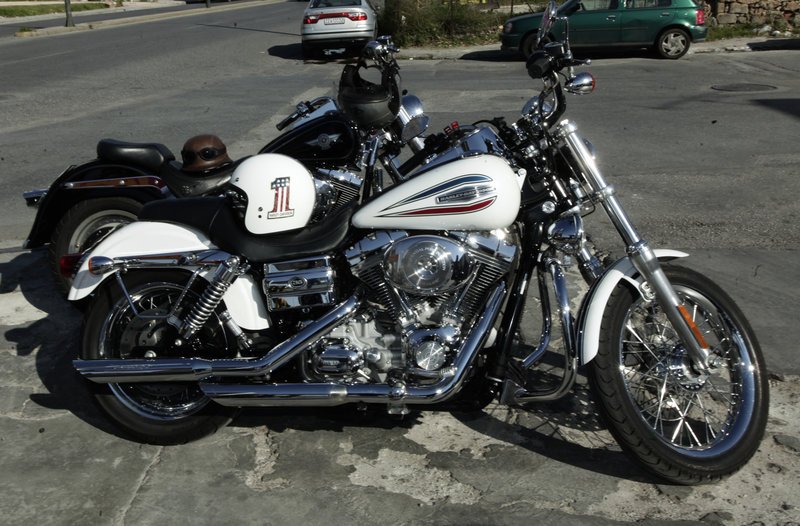 Δερμάτινα μπουφάν και γκάζια -Οσα έγιναν στην κοπή πίτας των φίλων Harley Davidson [εικόνες] | iefimerida.gr 10