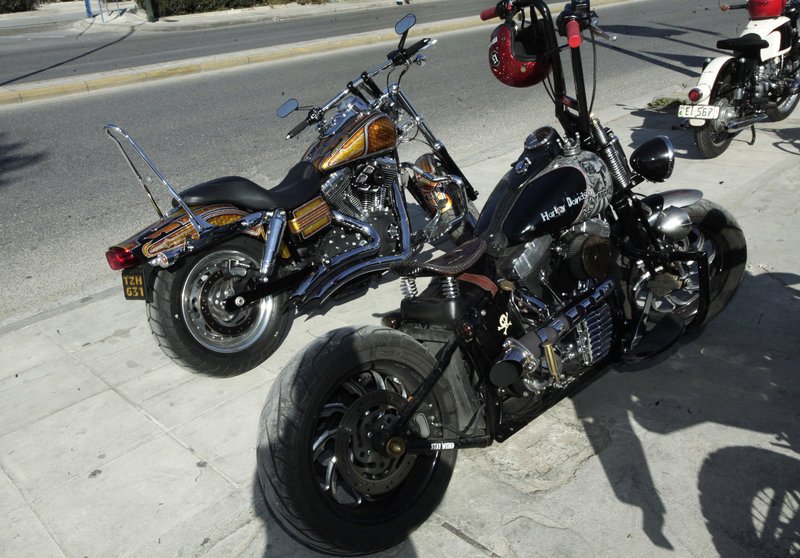 Δερμάτινα μπουφάν και γκάζια -Οσα έγιναν στην κοπή πίτας των φίλων Harley Davidson [εικόνες] | iefimerida.gr 17